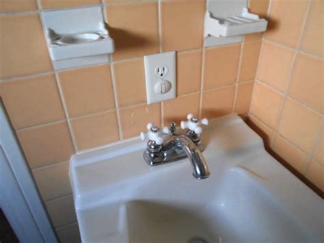 electrical box near sink|receptacle to sink distance.